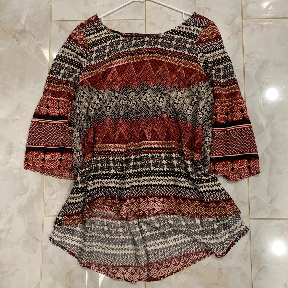 NWOT Blue Rein Long Tunic Style Blouse